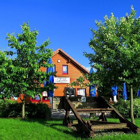 Familiengasthof Schaller Floss Exterior photo